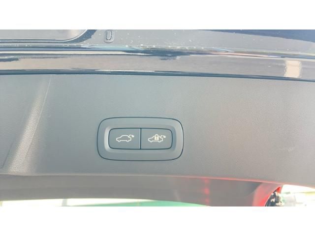 VOLVO VOLVO XC40 2023