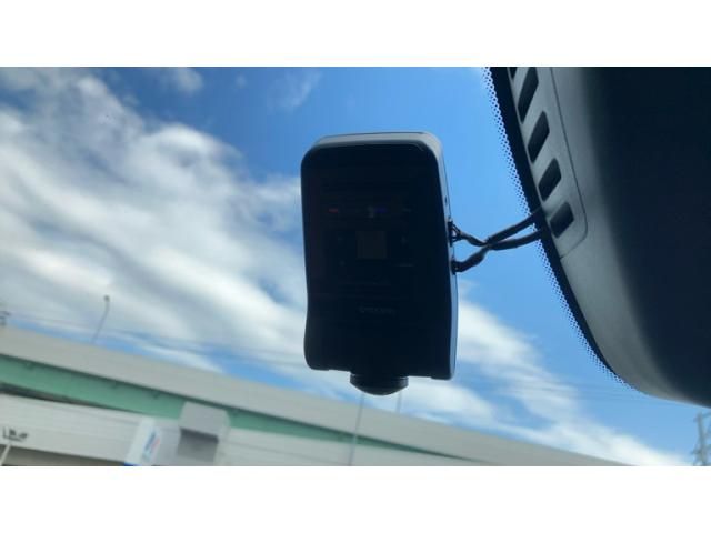 VOLVO VOLVO XC40 2023