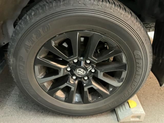 TOYOTA LANDCRUISER PRADO 2021