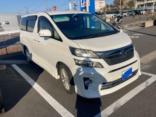 TOYOTA VELLFIRE 2012