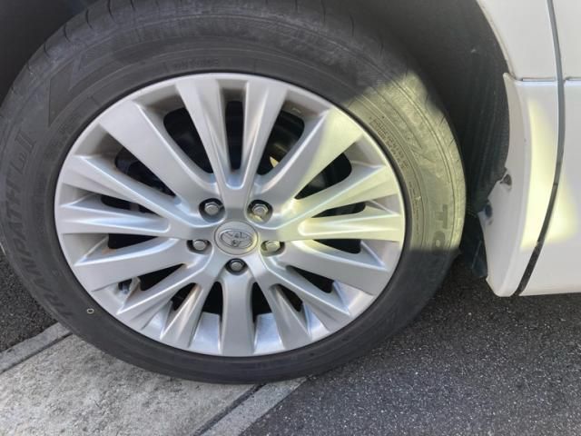 TOYOTA VELLFIRE 2012