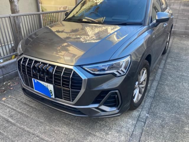 AUDI AUDI Q3 2021