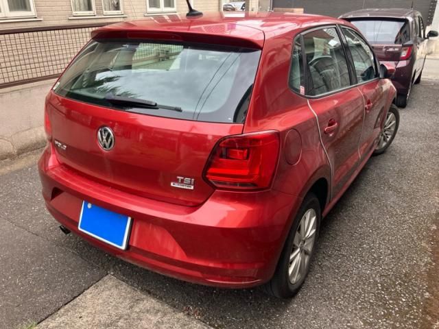 VOLKSWAGEN VOLKSWAGEN POLO 2015