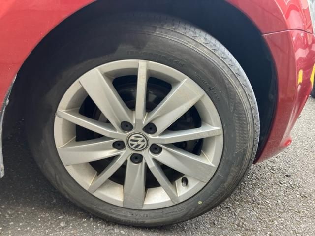 VOLKSWAGEN VOLKSWAGEN POLO 2015