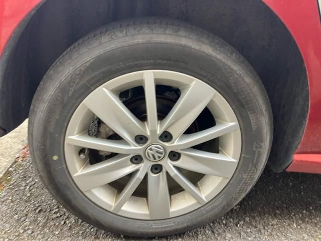 VOLKSWAGEN VOLKSWAGEN POLO 2015