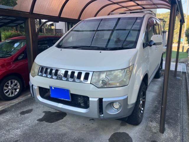 MITSUBISHI DELICA D:5 4WD 2013