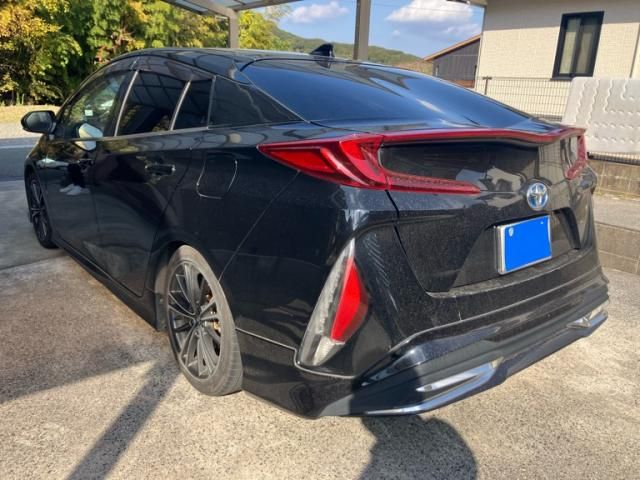 TOYOTA PRIUS PHV 2018