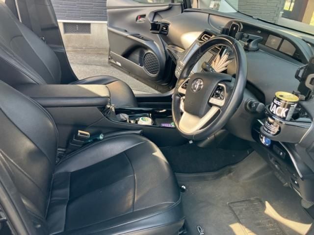 TOYOTA PRIUS PHV 2018