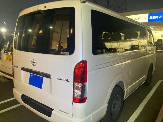 TOYOTA HIACE van 2WD 2024