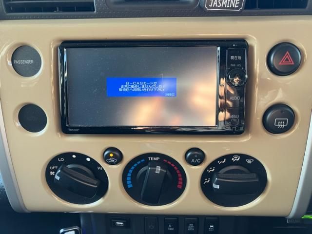 TOYOTA FJ CRUISER 4WD 2015