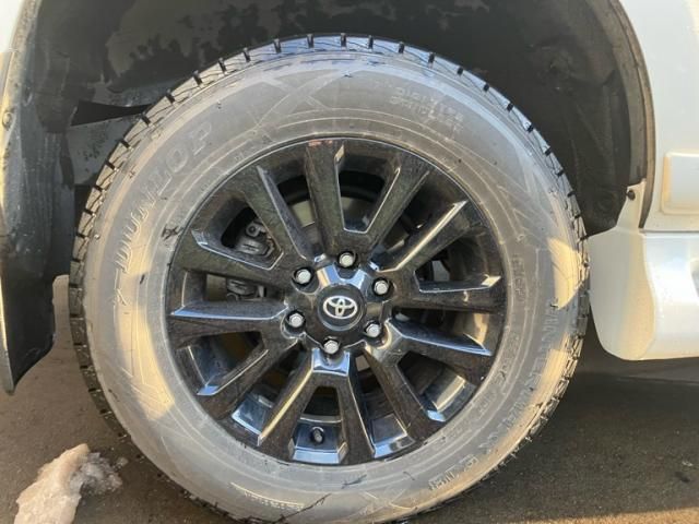 TOYOTA LANDCRUISER PRADO 2022