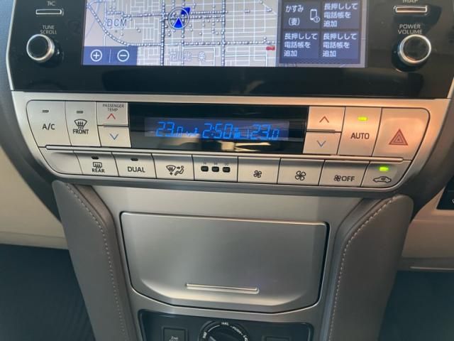 TOYOTA LANDCRUISER PRADO 2022