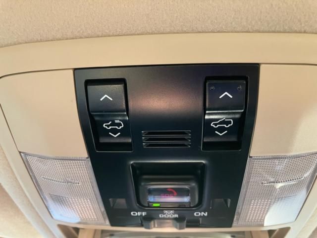 TOYOTA LANDCRUISER PRADO 2022