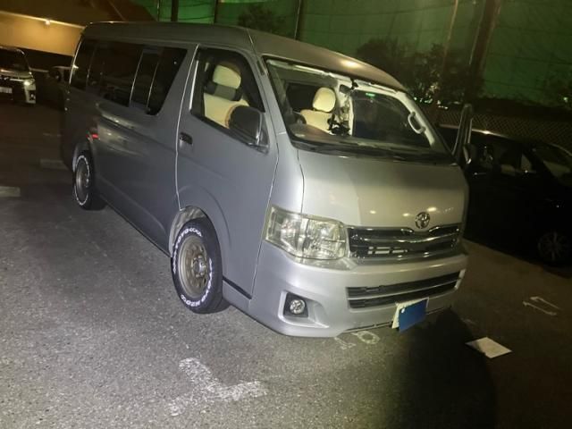 TOYOTA HIACE wagon 2011
