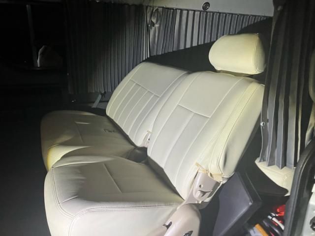 TOYOTA HIACE wagon 2011