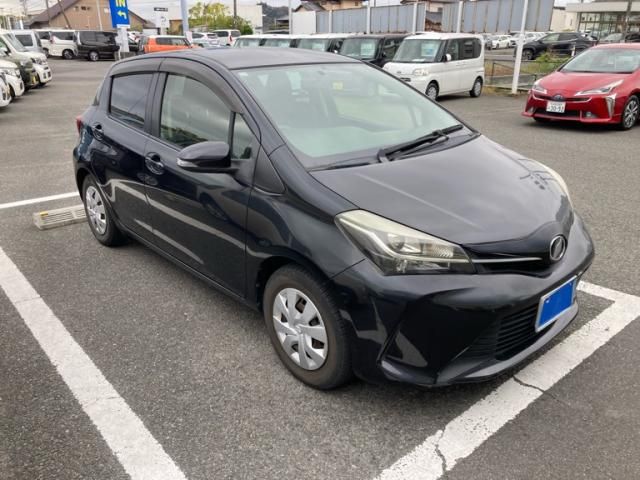 TOYOTA VITZ 2015