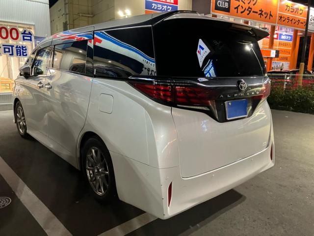TOYOTA ALPHARD 2024
