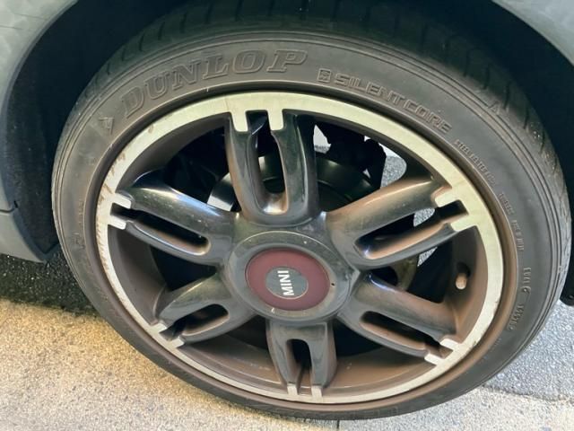 BMW BMW MINI COOPER CLUBMAN 2011