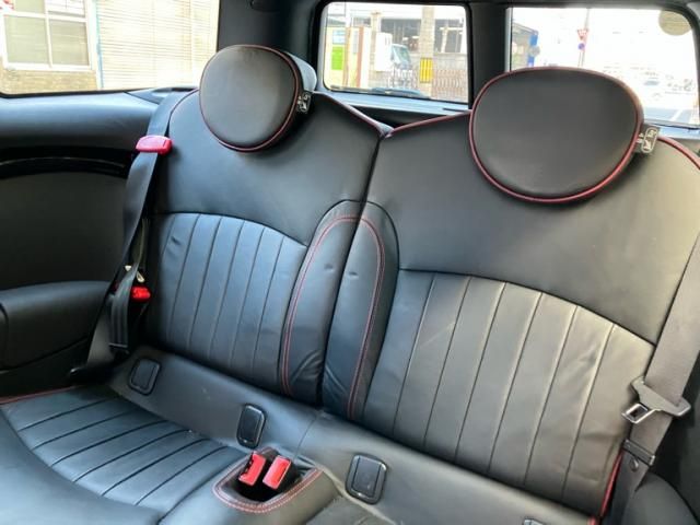 BMW BMW MINI COOPER CLUBMAN 2011