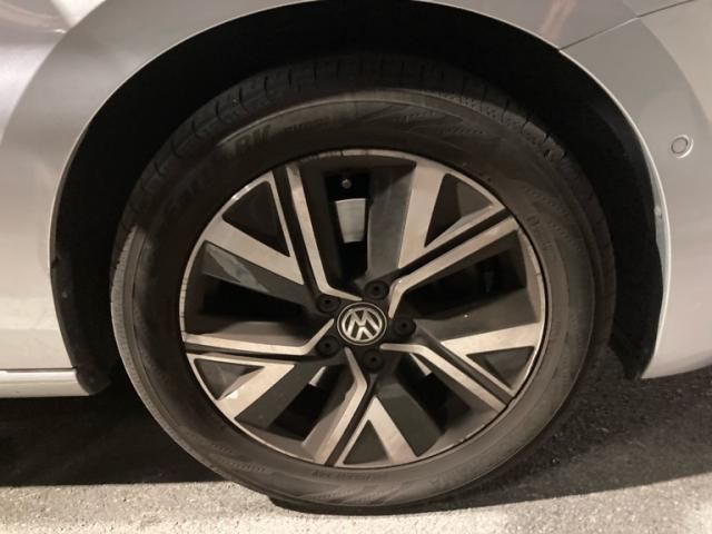 VOLKSWAGEN VOLKSWAGEN GOLF TOURAN 2020