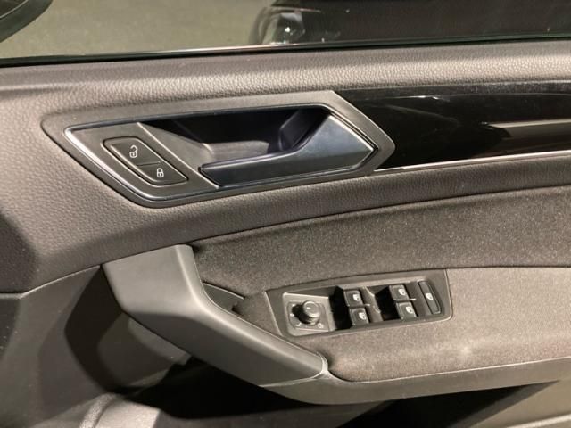 VOLKSWAGEN VOLKSWAGEN GOLF TOURAN 2020