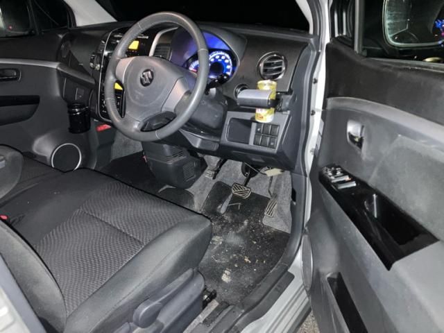 SUZUKI WAGON R STINGRAY 4WD 2011