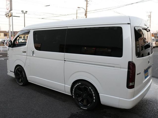 TOYOTA HIACE wagon 2024