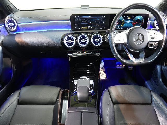 MERCEDES BENZ MERCEDES BENZ A class sedan 2019