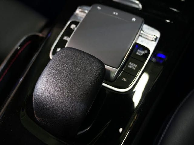 MERCEDES BENZ MERCEDES BENZ A class sedan 2019