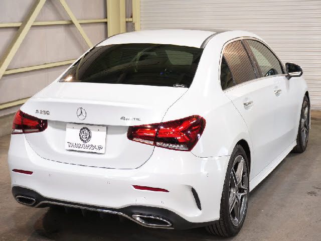 MERCEDES BENZ MERCEDES BENZ A class sedan 2019