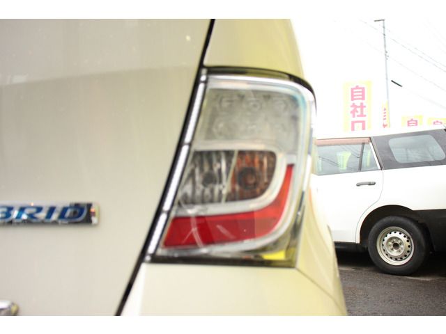 HONDA FREED HYBRID 2012