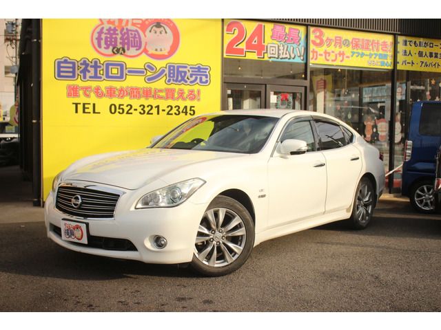 NISSAN FUGA HYBRID 2011