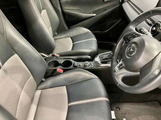 MAZDA DEMIO 4WD 2016