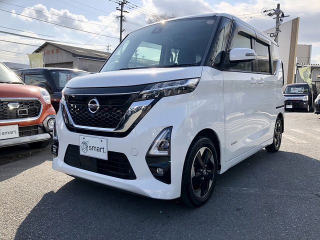 NISSAN ROOX 2021