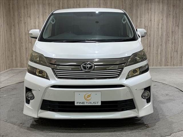 TOYOTA VELLFIRE 2012