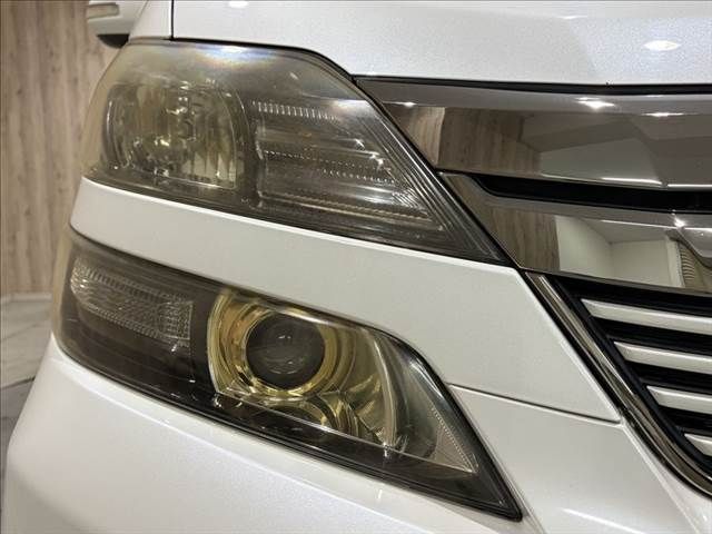 TOYOTA VELLFIRE 2012