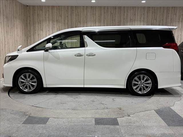 TOYOTA ALPHARD 2017