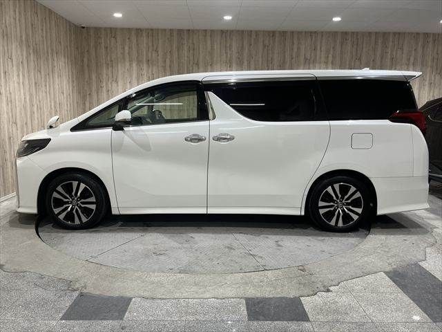 TOYOTA ALPHARD 2019