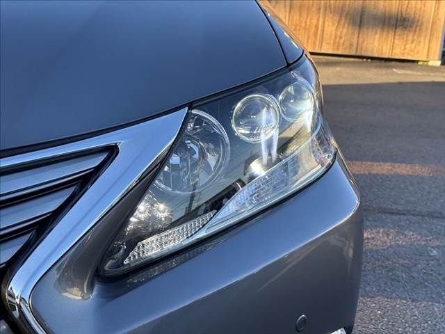 TOYOTA LEXUS HS250h 2013