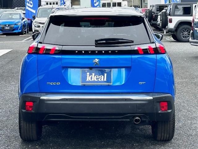 PEUGEOT PEUGEOT 2008 2022