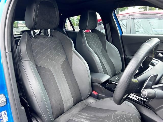 PEUGEOT PEUGEOT 2008 2022