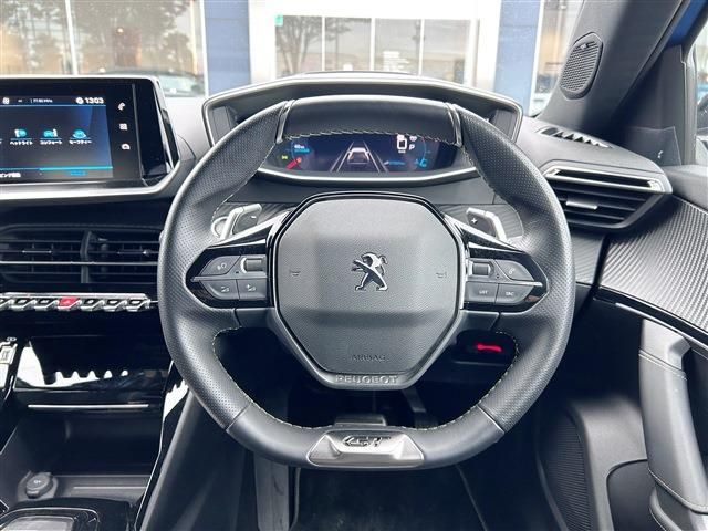 PEUGEOT PEUGEOT 2008 2022