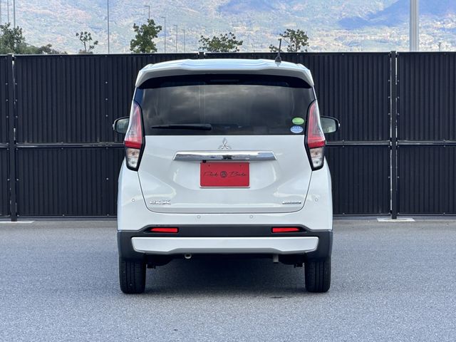 MITSUBISHI ek X 2019