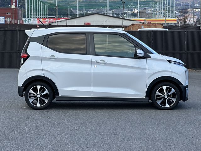 MITSUBISHI ek X 2019