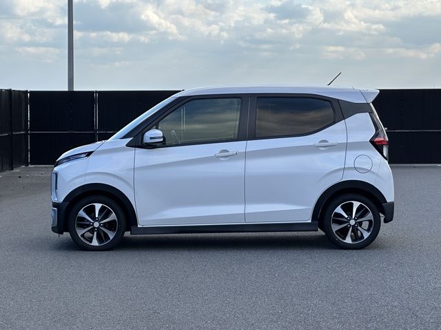 MITSUBISHI ek X 2019