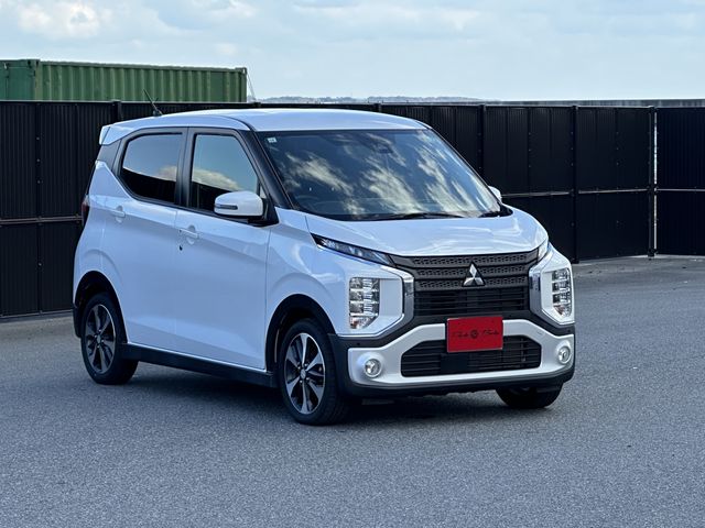 MITSUBISHI ek X 2019