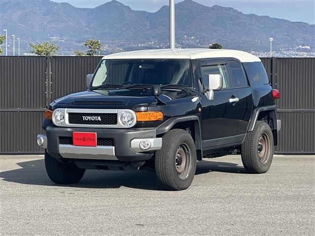 TOYOTA FJ CRUISER 4WD 2017