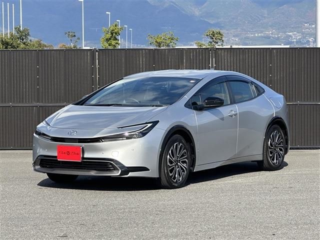 TOYOTA PRIUS 2024