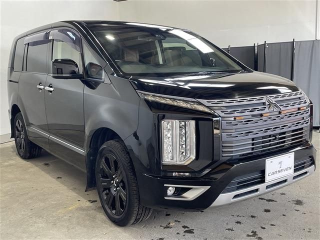 MITSUBISHI DELICA D:5 4WD 2019