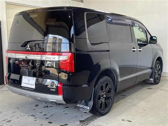 MITSUBISHI DELICA D:5 4WD 2019